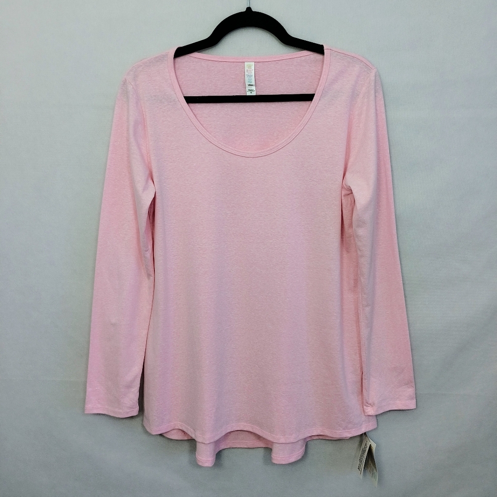 LuLaRoe Soft Pink Long Sleeve Lynnae Top NWT Women's Medium